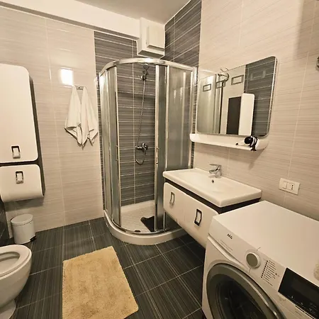 Apartament Beachfront Sion 1 *